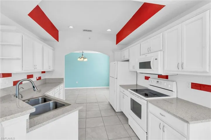 9270  Belleza  WAY, Fort Myers, FL 33908