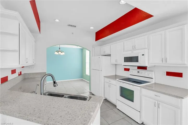 9270  Belleza  WAY, Fort Myers, FL 33908