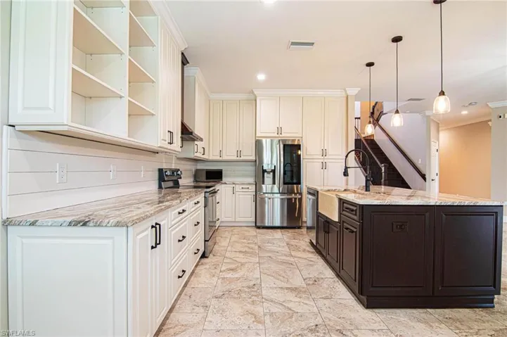 2534 Verdmont Ct, Cape Coral, Florida 33991