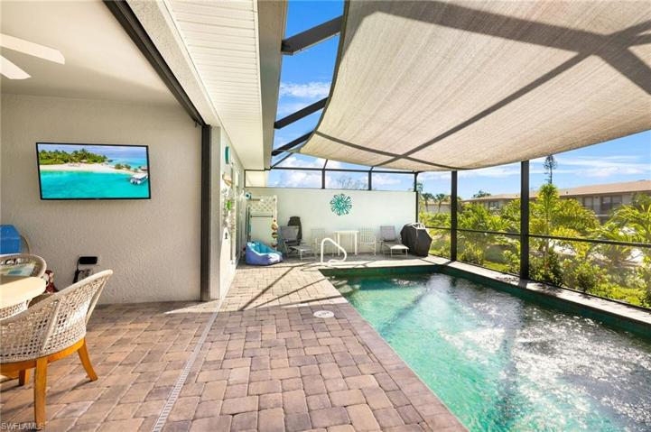 Welcome home to your own tropical oasis!