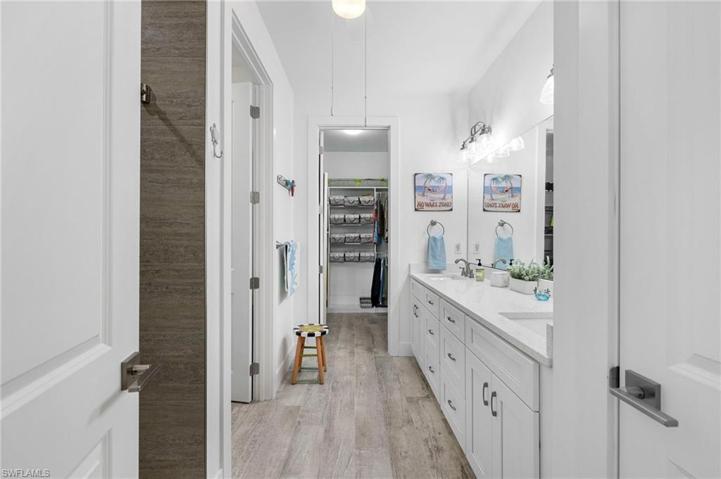 The master ensuite bathroom