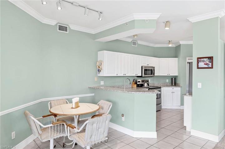 945 Eastham WAY # 101, NAPLES FL 34104