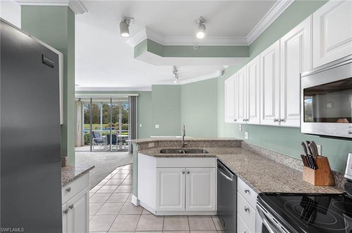 945 Eastham WAY # 101, NAPLES FL 34104