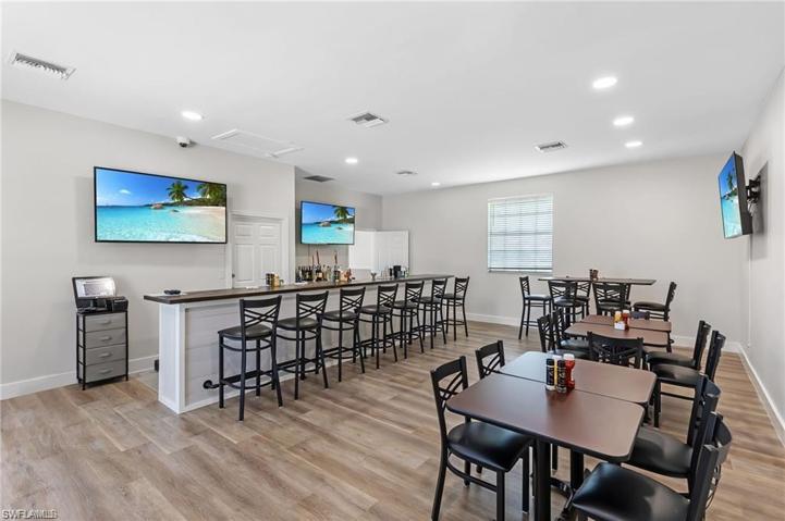 Sports Bar