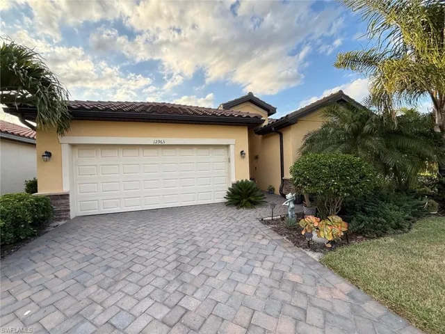 12963 Pemberton Way, Fort Myers, Florida 33913