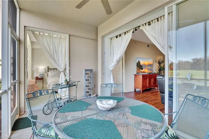 3870  Sawgrass  WAY, Naples, FL 34112