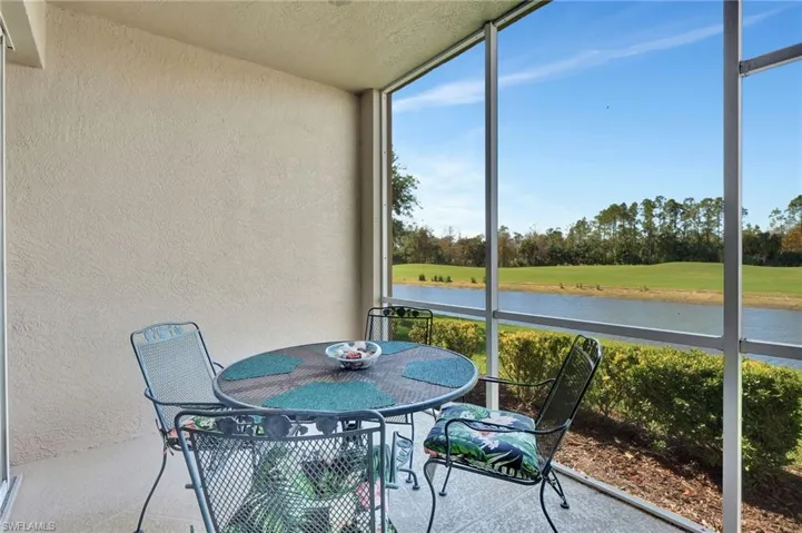 3870  Sawgrass  WAY, Naples, FL 34112