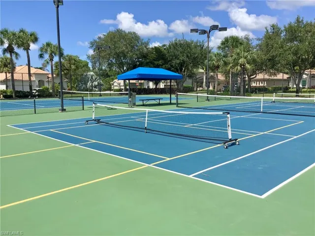 16105  Parque  LN, Naples, FL 34110