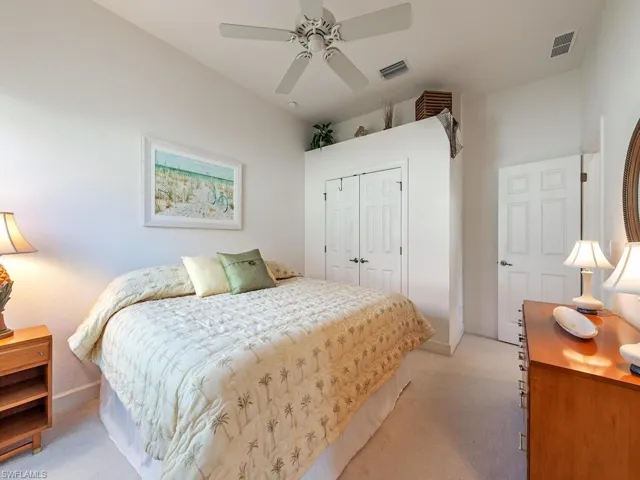 16105  Parque  LN, Naples, FL 34110