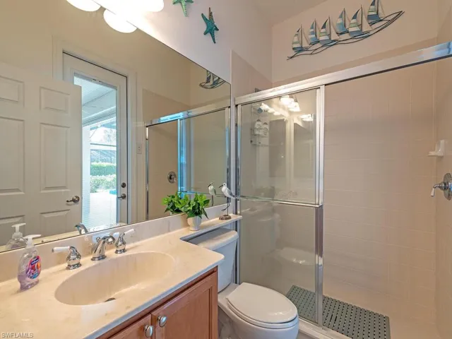 16105  Parque  LN, Naples, FL 34110