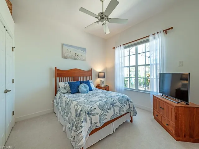 16105  Parque  LN, Naples, FL 34110