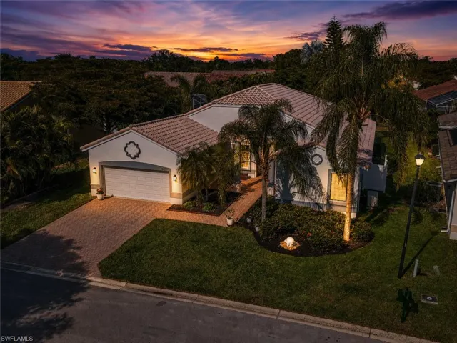 9057 Whitfield Dr, Estero, Florida 33928