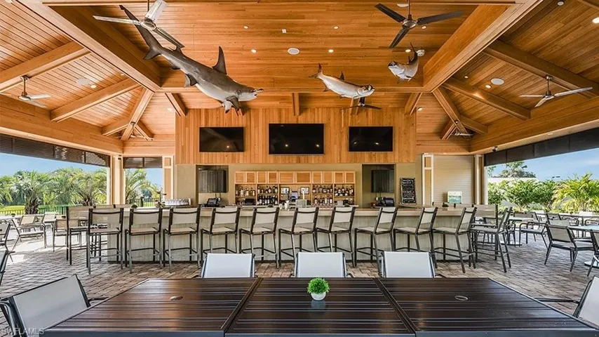 Bahama Bar