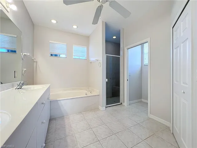 20752  Mystic  WAY, North Fort Myers, FL 33917