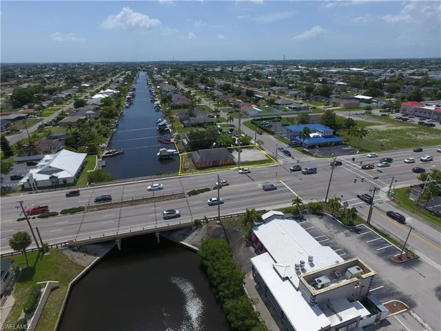 1218 Del Prado Blvd S 22, Cape Coral, Florida 33990