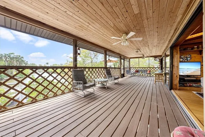Upstairs Balcony