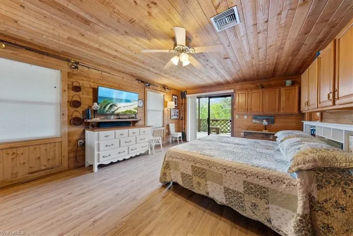 Downstairs Suite