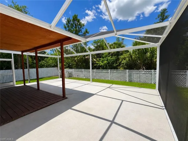 233  39th NE AVE, Naples, FL 34120