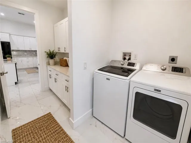 233  39th NE AVE, Naples, FL 34120