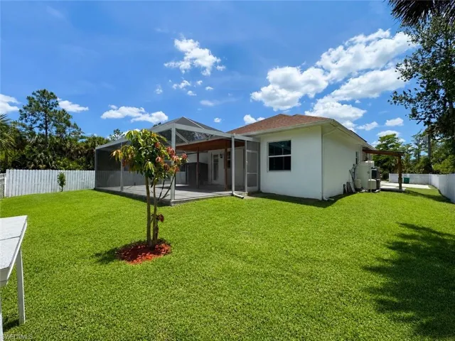 233  39th NE AVE, Naples, FL 34120