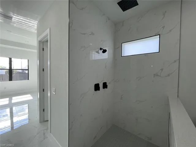 Primary Bathroom w Stand Up Shower