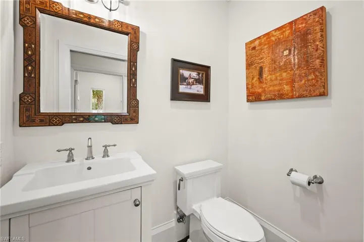 Powder room.