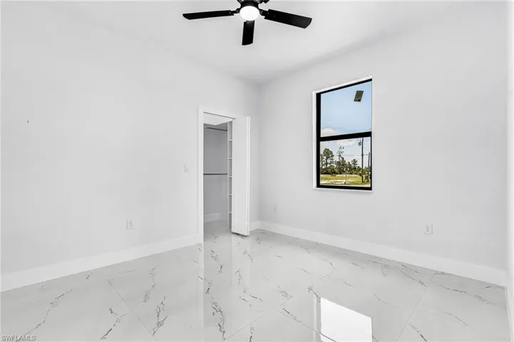 3227 Ne 13th Pl, Cape Coral, Florida 33909