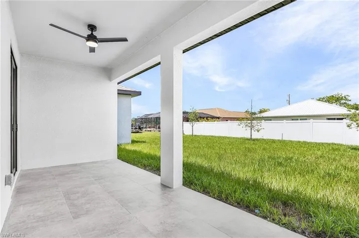 3227 Ne 13th Pl, Cape Coral, Florida 33909