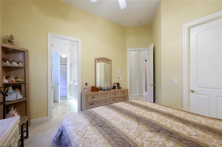 Guest Bedroom with shared Jack and Jill Bathroom