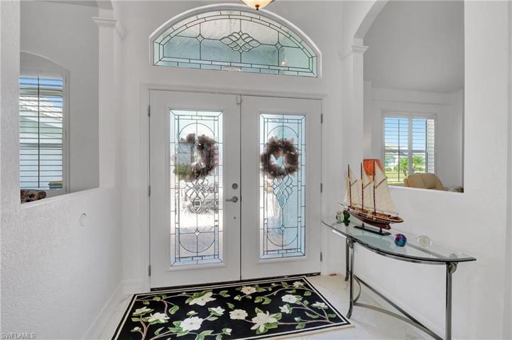 18066  Royal Tree  PKWY, Naples, FL 34114