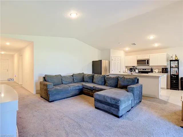 2608 71 St W Dr, Lehigh Acres, Florida 33971