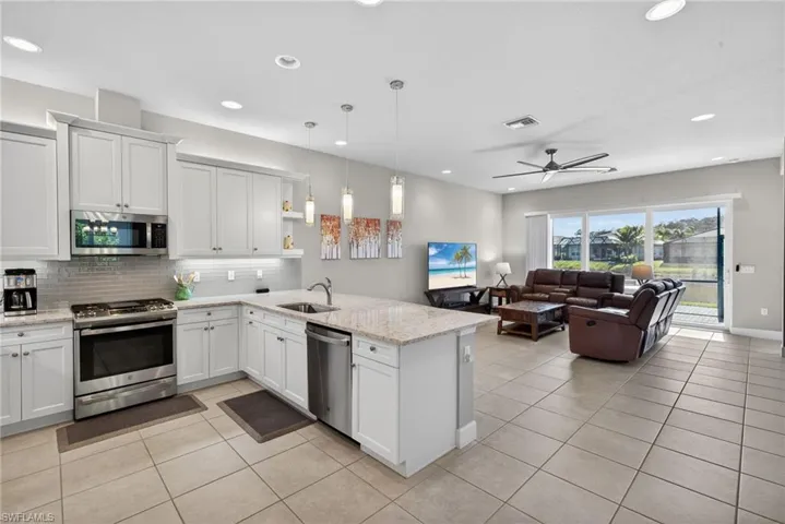28532 Lobos Cir, Bonita Springs, Florida 34135