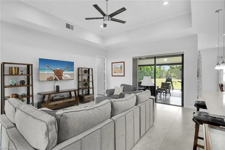 548 47th Ave Ne, Naples, Florida 34120