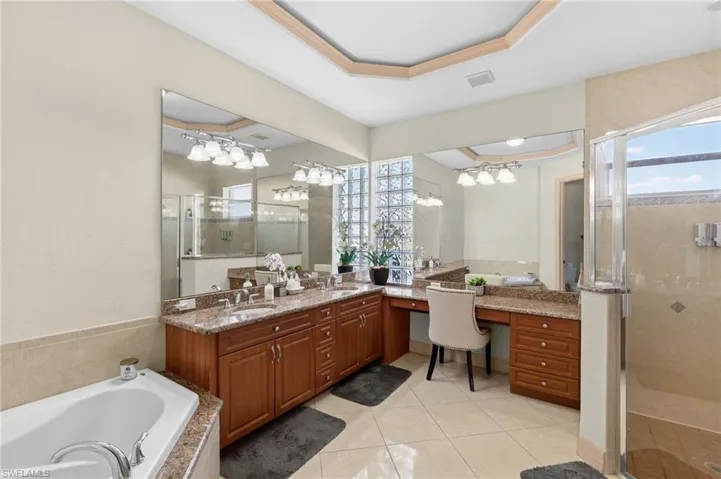 2501 Se 19th Pl, Cape Coral, Florida 33904