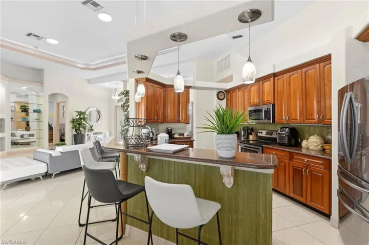 2501 Se 19th Pl, Cape Coral, Florida 33904