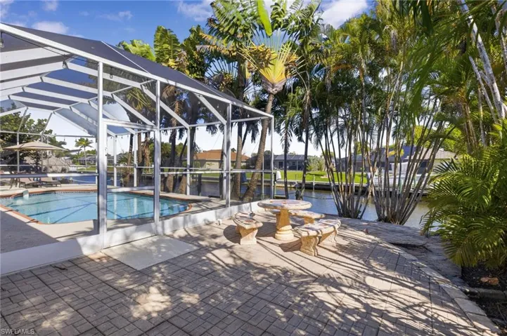 2501 Se 19th Pl, Cape Coral, Florida 33904