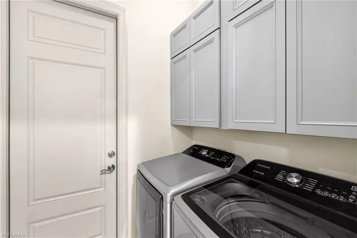 2501 Se 19th Pl, Cape Coral, Florida 33904