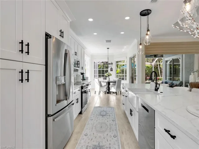 Shaker Style Cabinets and Quartz Counter Tops