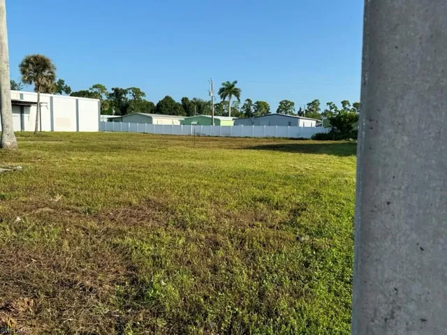 98 Pondella Rd, Fort Myers, Florida 33903