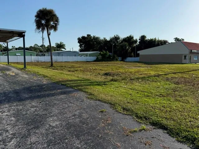 98 Pondella Rd, Fort Myers, Florida 33903