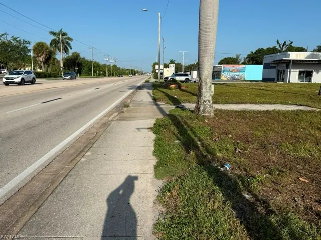 98 Pondella Rd, Fort Myers, Florida 33903