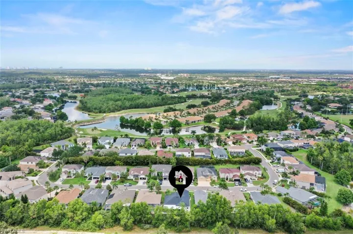 Aerial view of property and surrounding area