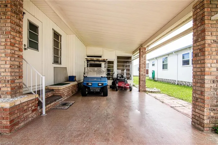3384  Rainbow  LN, North Fort Myers, FL 33903