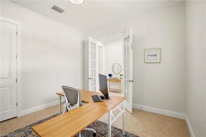 Office / 4th Bedroom