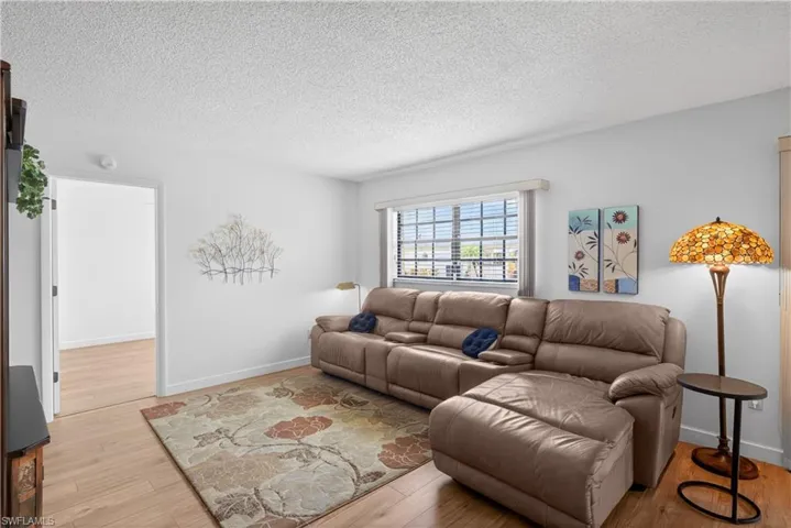 1502 Myerlee Country Club Blvd, Fort Myers, Florida 33919