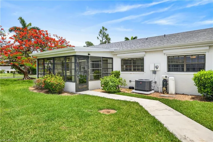 1502 Myerlee Country Club Blvd, Fort Myers, Florida 33919