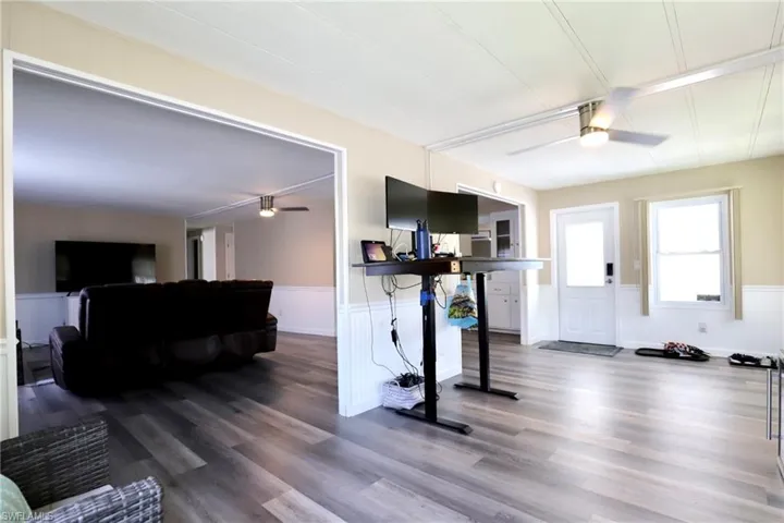 5620  Captain John Smith  LOOP, North Fort Myers, FL 33917