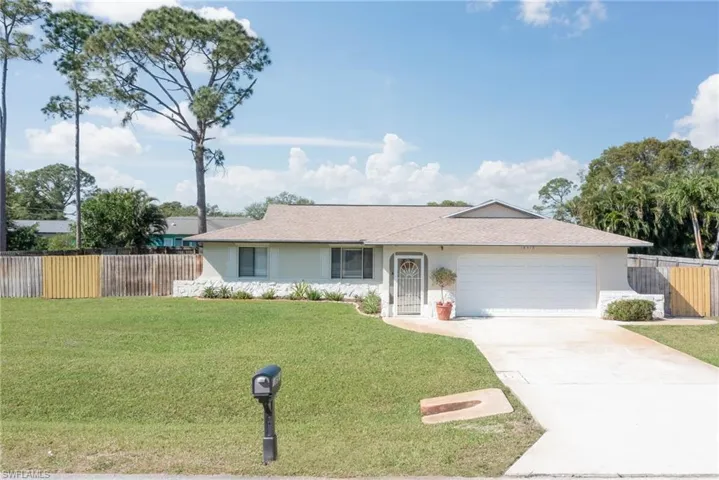 18518  Sunflower  RD, Fort Myers, FL 33967