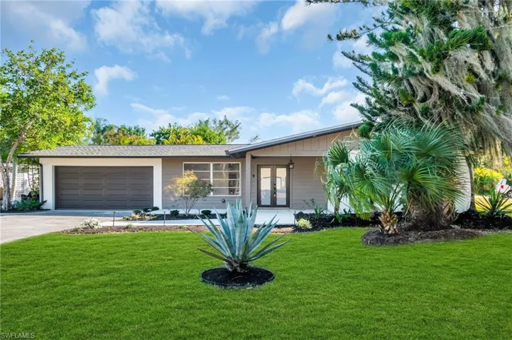 2114 Davis Blvd, Fort Myers, Florida 33905
