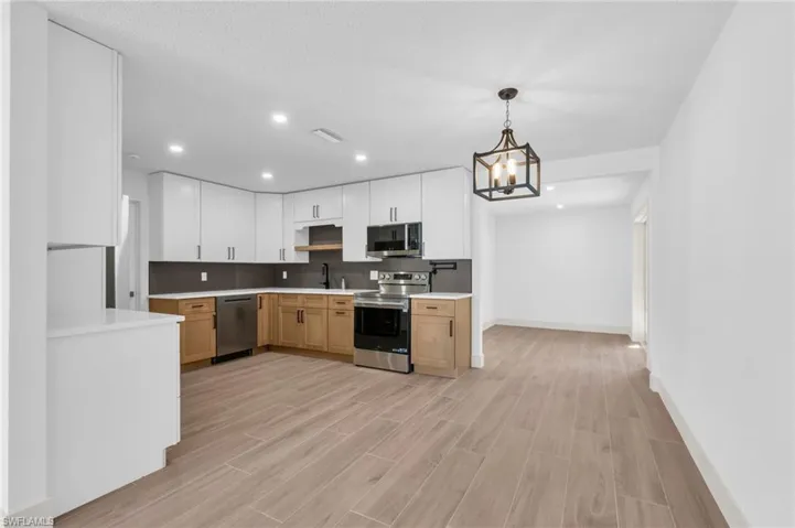 2114 Davis Blvd, Fort Myers, Florida 33905